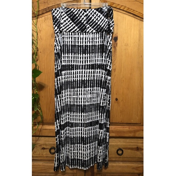 Calvin Klein Skirt - Picture 2 of 4